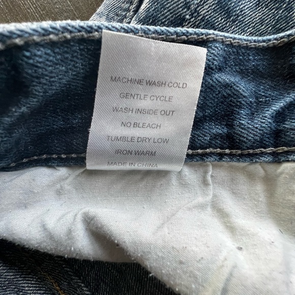 Mens Medium Wash Jeans - Picture 8 of 8